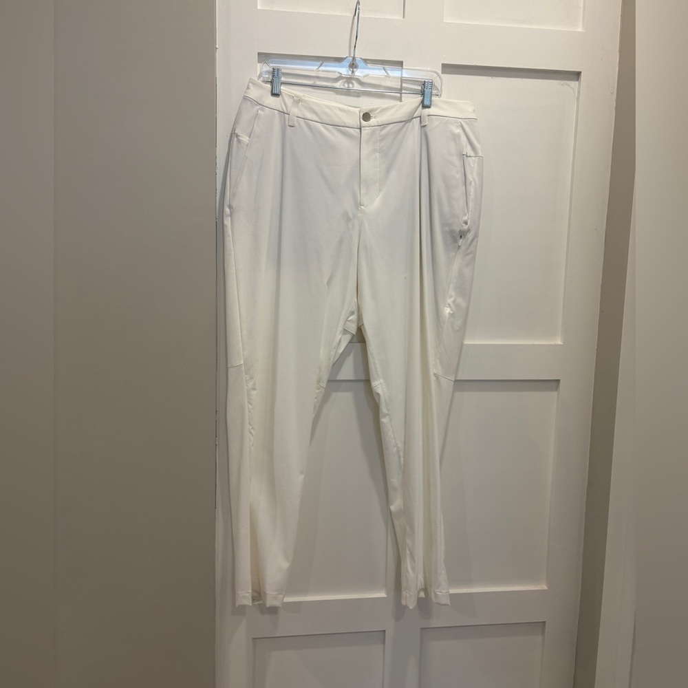 Men’s Lululemon White Trousers